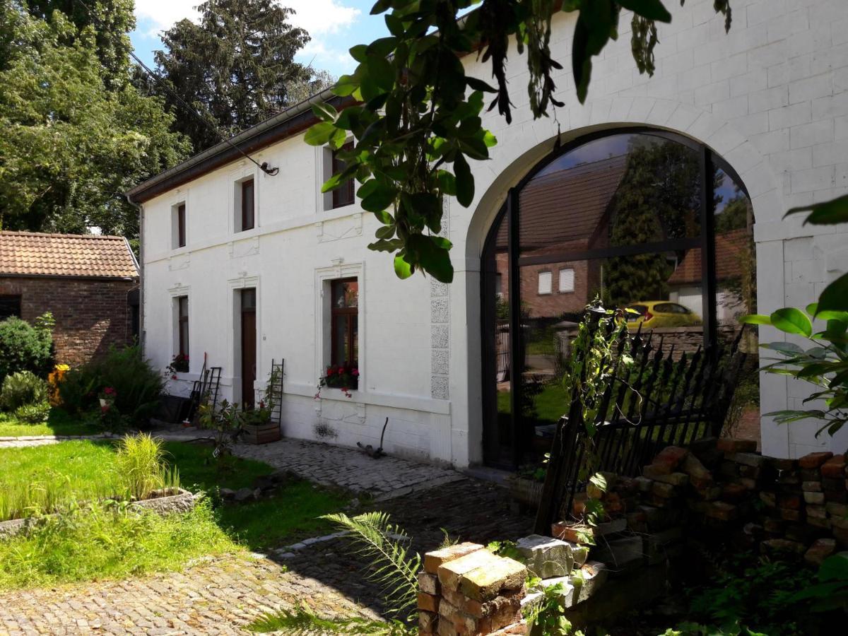 La cave au chat'pitre / l'étable Villers-le-Bouillet Extérieur photo