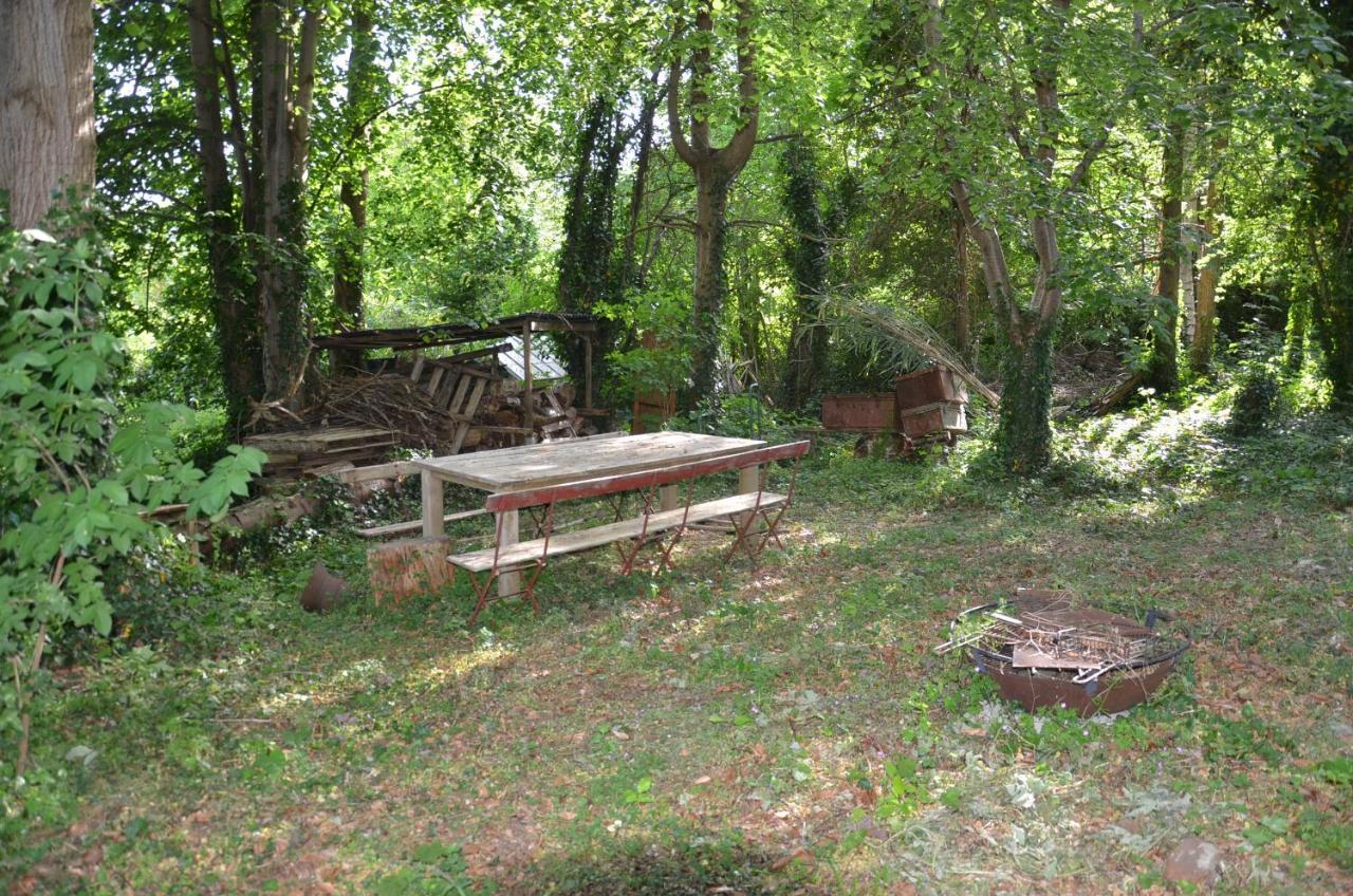 La cave au chat'pitre / l'étable Villers-le-Bouillet Extérieur photo